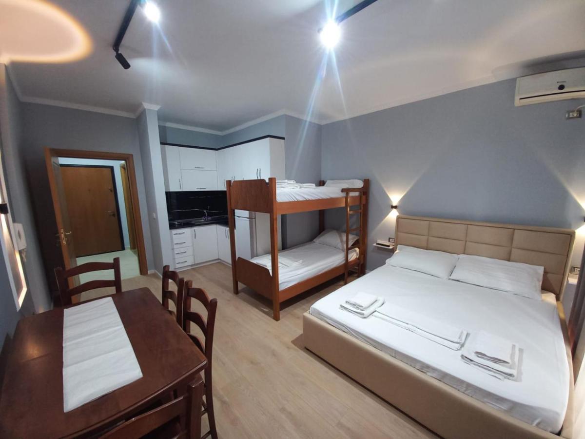 Lungomare Apartament Sea View วญอเรอ ภายนอก รูปภาพ
