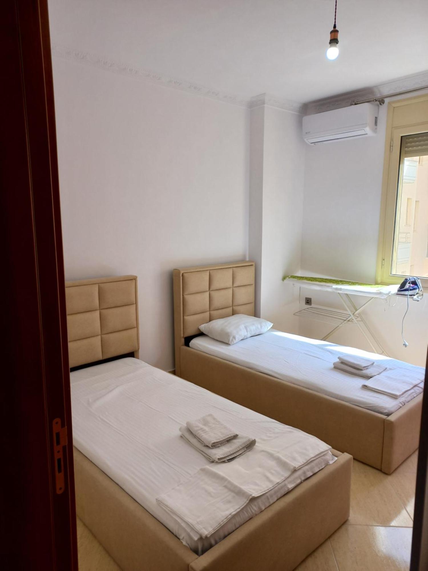Lungomare Apartament Sea View วญอเรอ ภายนอก รูปภาพ